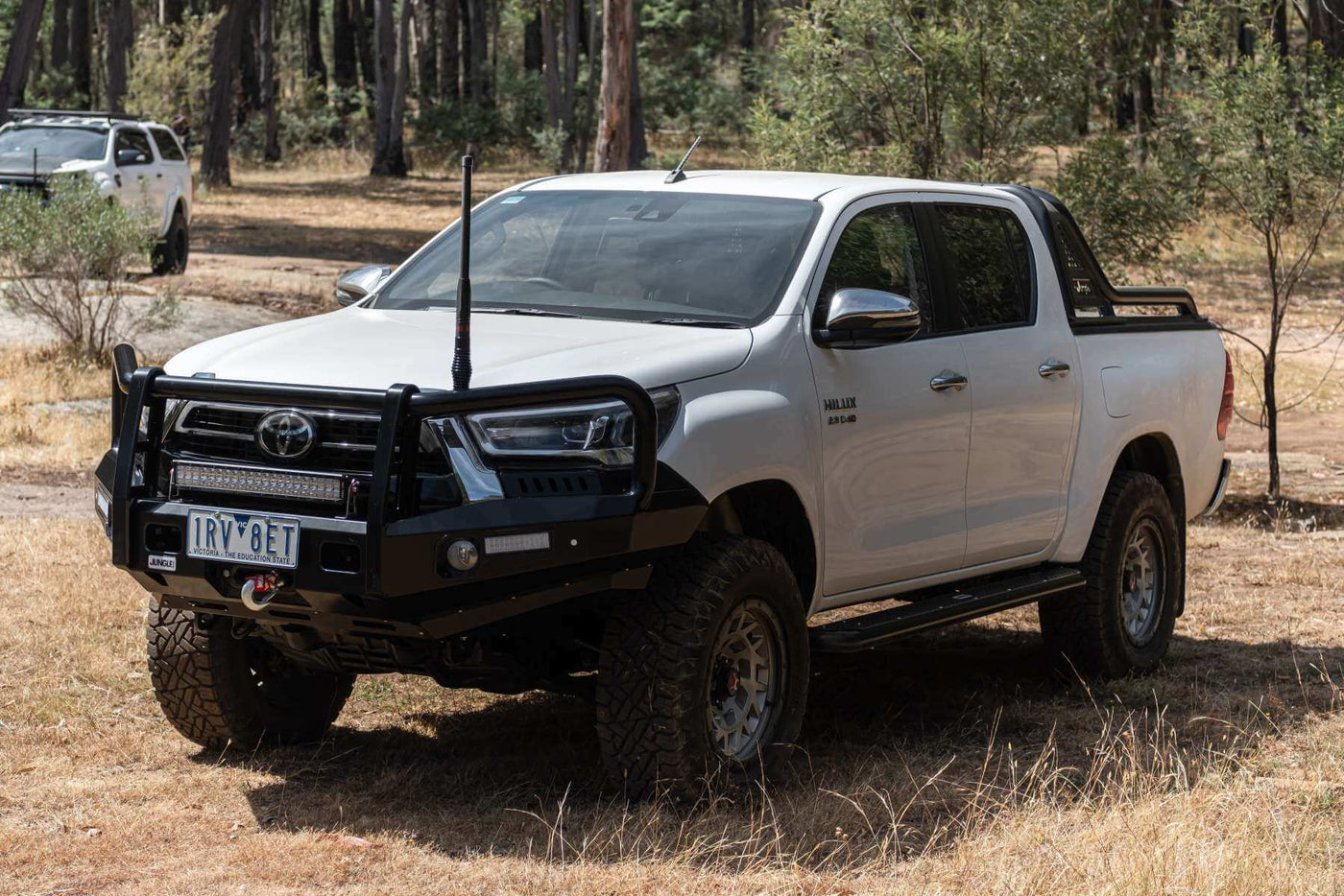 Deluxe Bar Toyota Hilux 2020+