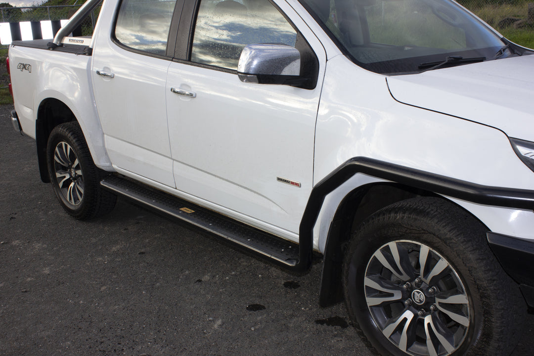Holden Colorado 2016+ Side Steps