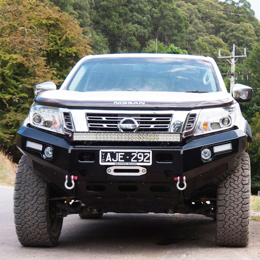 Sports Bar Nissan Navara NP302